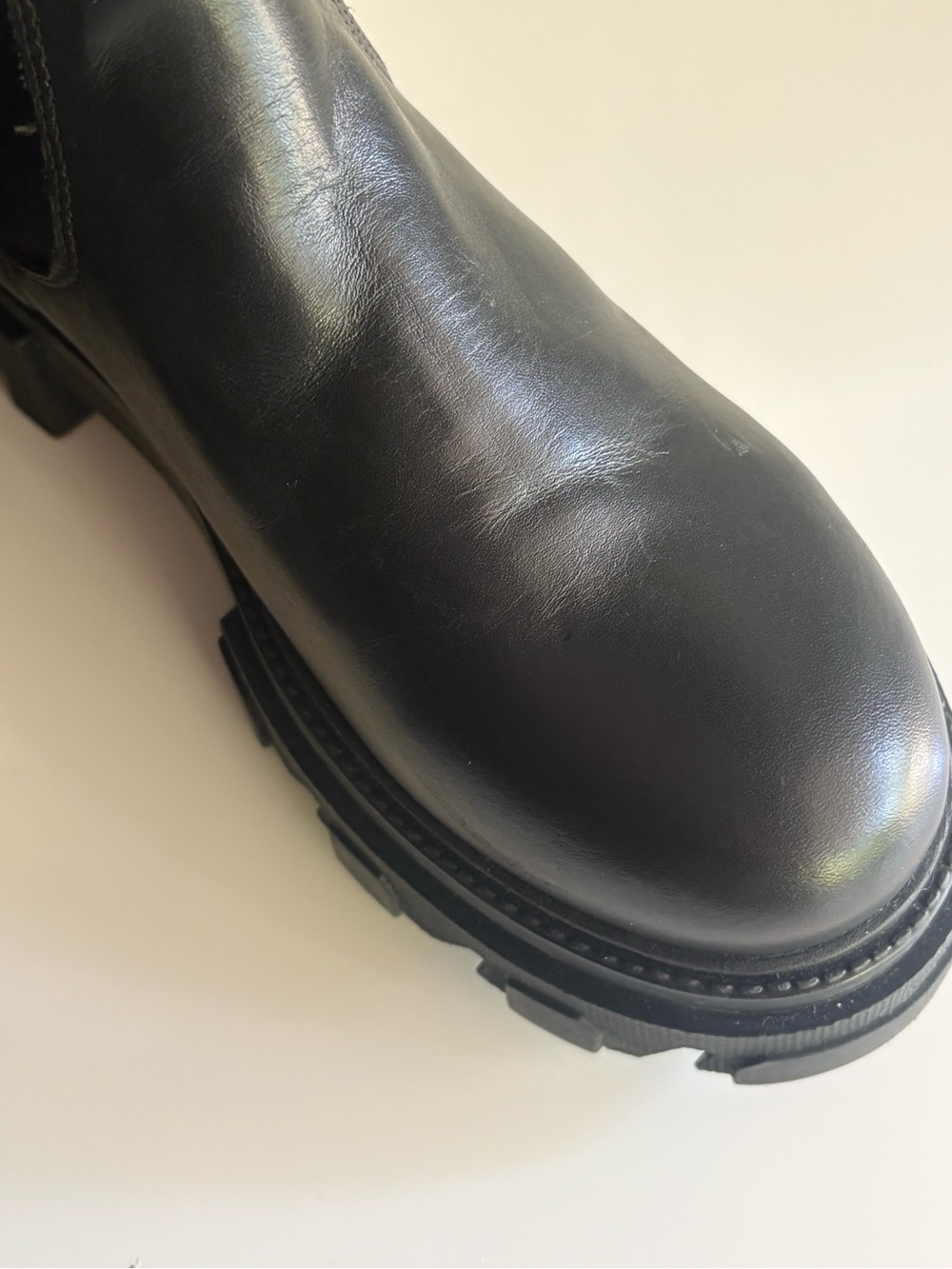 New Steve Madden Esma Black Leather Knee High Lugged Boots Size 9.5 - Picture 7 of 12